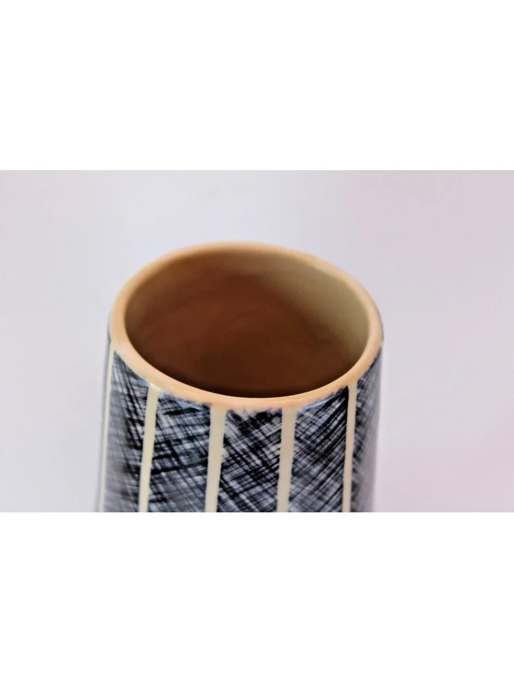 Stunning Blue & White Handmade/painted 10